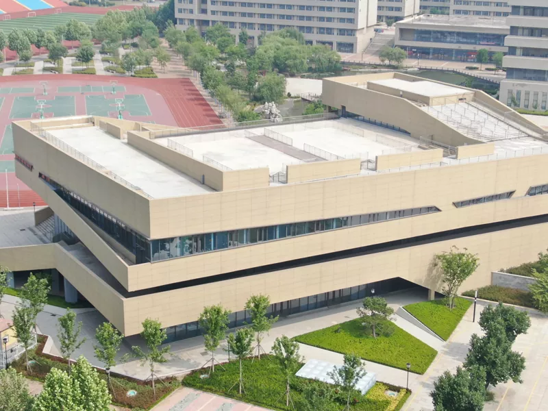 Varför välja en skolbyggnad i stål för ditt nästa campusprojekt?